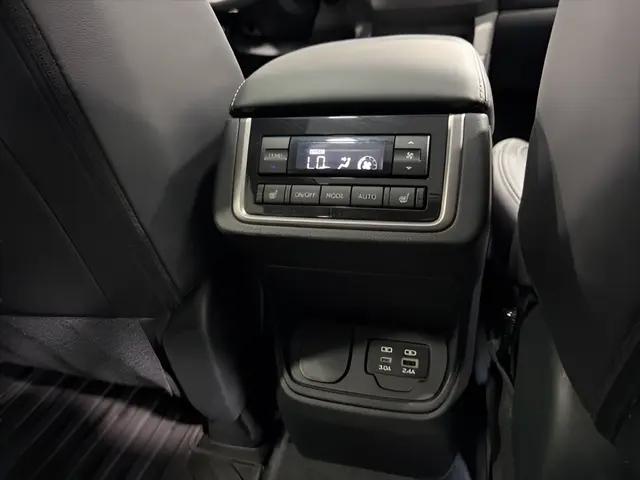 2025 Subaru Ascent Limited 8-Passenger