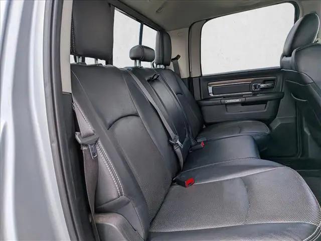 2017 Ram 1500 Laramie Crew Cab 4x4 6'4" Box