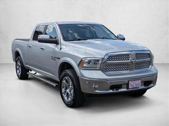 2017 Ram 1500 Laramie Crew Cab 4x4 6'4" Box