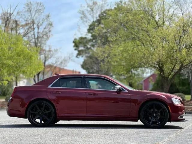 2018 Chrysler 300 Touring