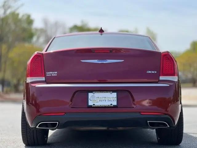 2018 Chrysler 300 Touring