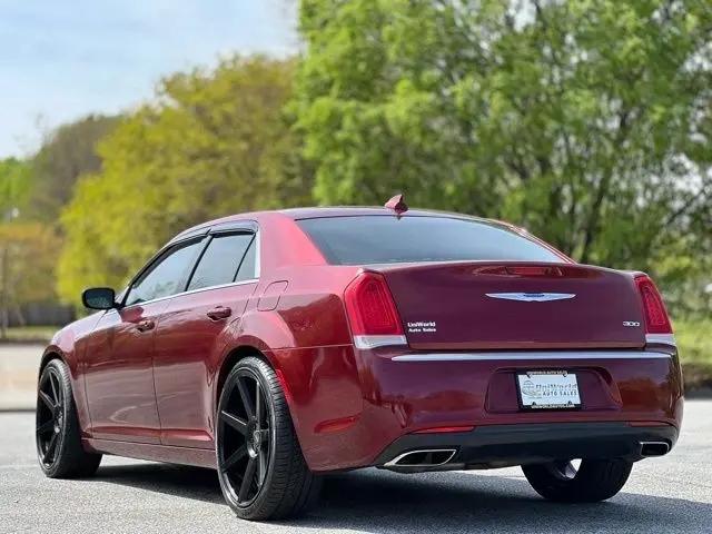 2018 Chrysler 300 Touring