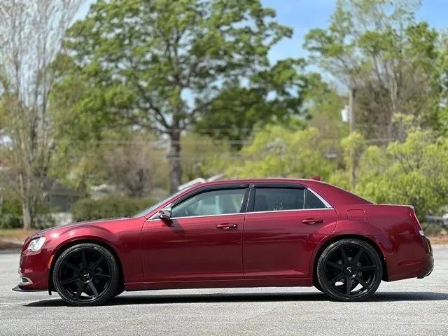 2018 Chrysler 300 Touring