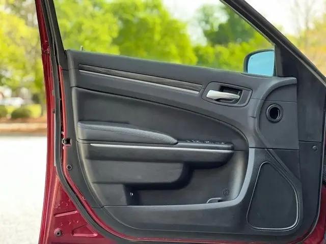 2018 Chrysler 300 Touring