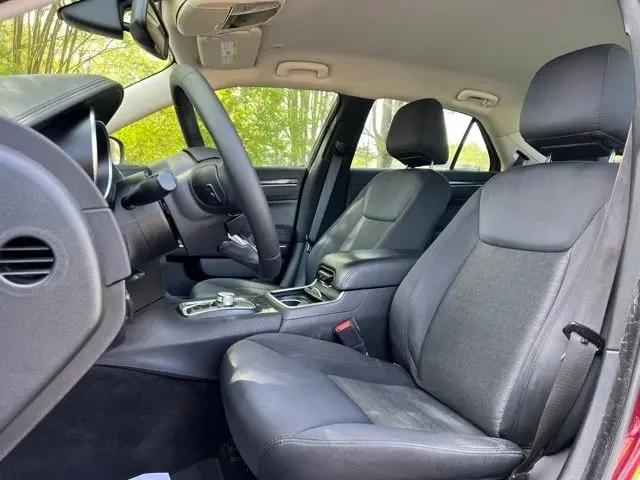 2018 Chrysler 300 Touring