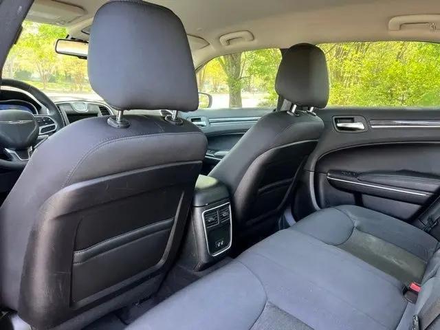 2018 Chrysler 300 Touring