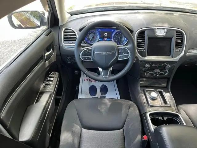 2018 Chrysler 300 Touring