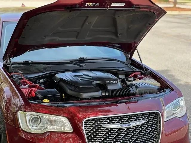 2018 Chrysler 300 Touring