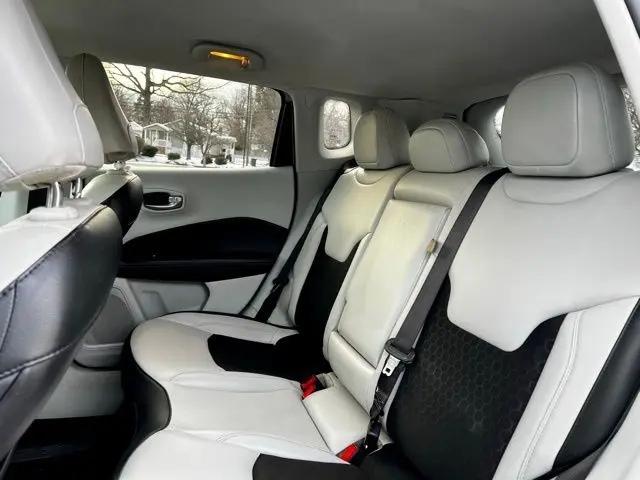 2021 Jeep Compass Latitude FWD