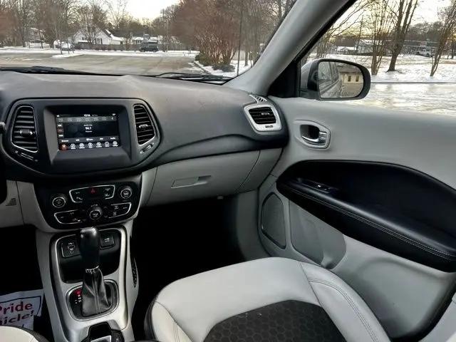 2021 Jeep Compass Latitude FWD