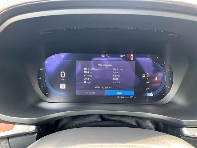 2024 Volvo S60 B5 Ultimate Dark Theme