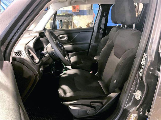 2023 Jeep Renegade Latitude 4x4