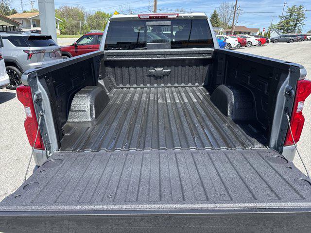 2026 Chevrolet Silverado 1500 4WD Crew Cab Standard Bed RST