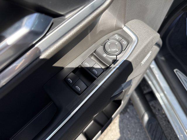 2026 Chevrolet Silverado 1500 4WD Crew Cab Standard Bed RST