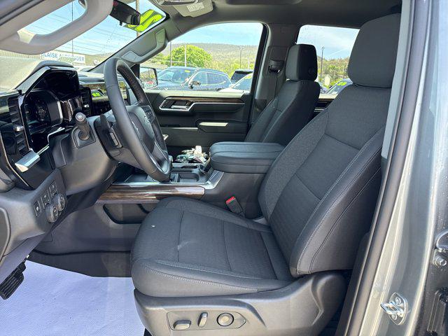 2026 Chevrolet Silverado 1500 4WD Crew Cab Standard Bed RST