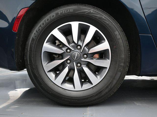 2021 Chrysler Pacifica Hybrid Touring L
