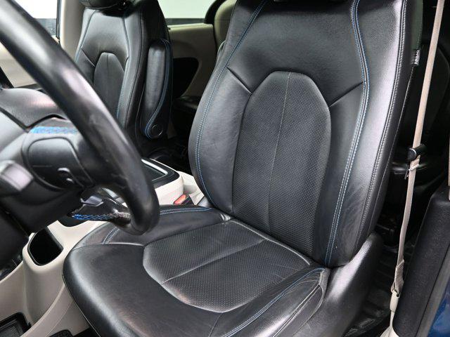 2021 Chrysler Pacifica Hybrid Touring L