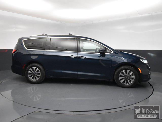 2021 Chrysler Pacifica Hybrid Touring L