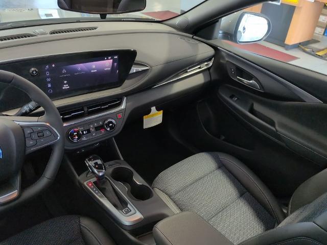 2026 Buick NV Preferred FWD
