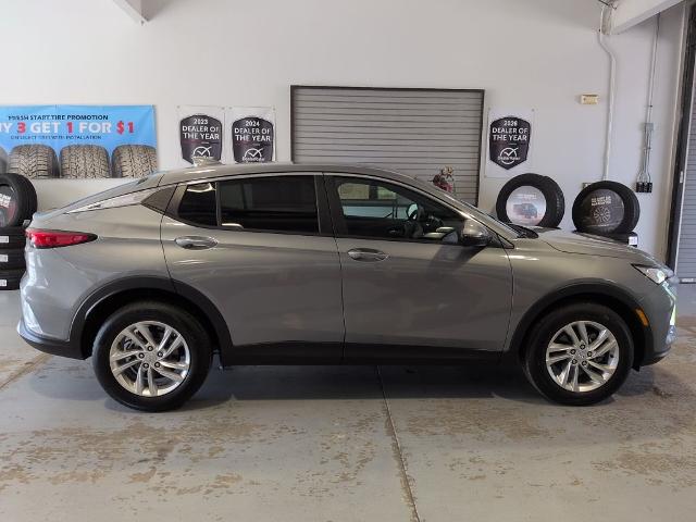 2026 Buick NV Preferred FWD