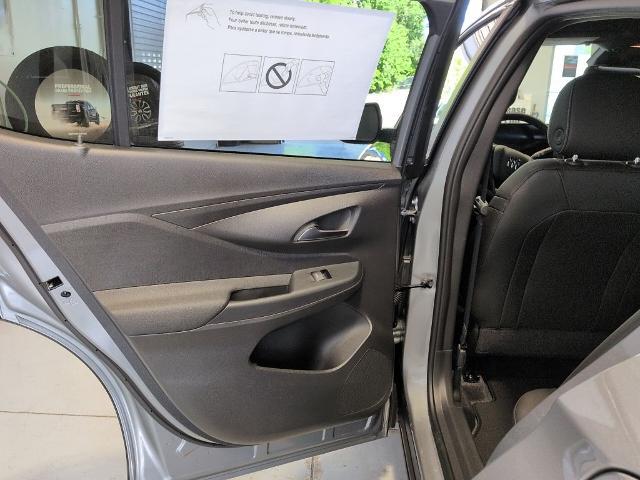 2026 Buick NV Preferred FWD