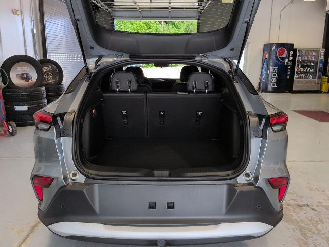 2026 Buick NV Preferred FWD