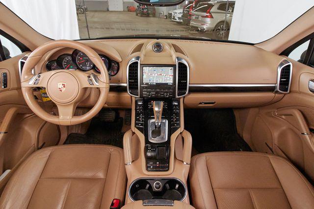 2014 Porsche Cayenne Base