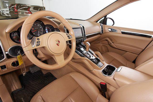 2014 Porsche Cayenne Base
