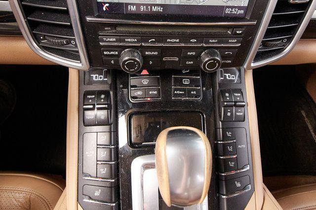 2014 Porsche Cayenne Base