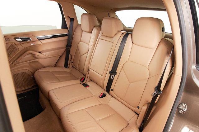 2014 Porsche Cayenne Base