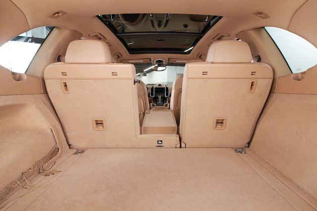 2014 Porsche Cayenne Base