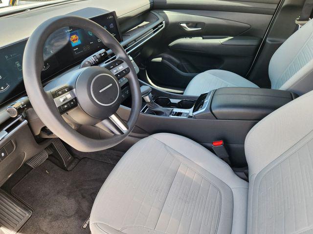 2025 Hyundai Santa Cruz SE