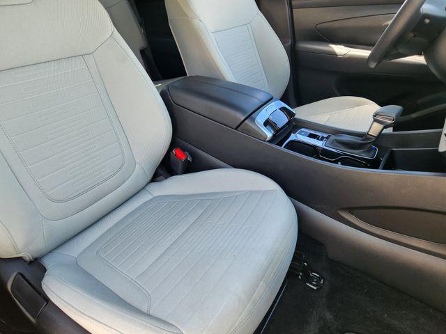 2025 Hyundai Santa Cruz SE