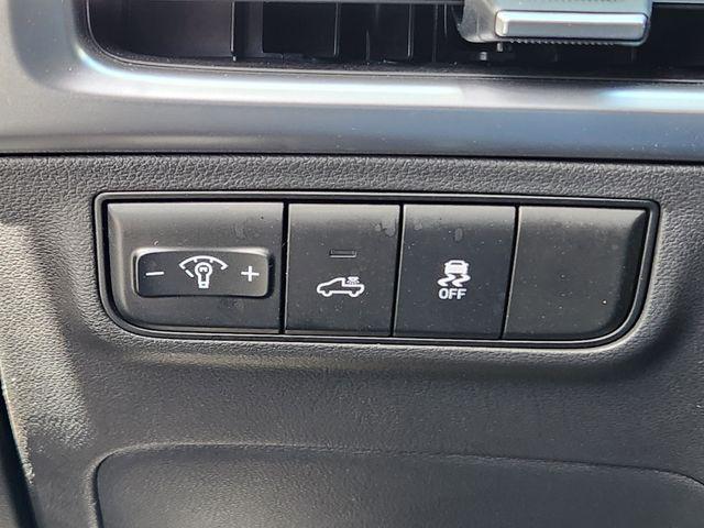 2025 Hyundai Santa Cruz SE