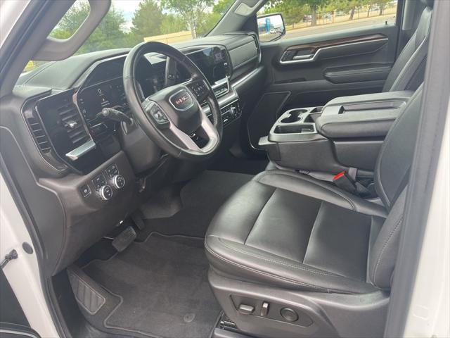 2025 GMC Sierra 1500 4WD Crew Cab Short Box SLT