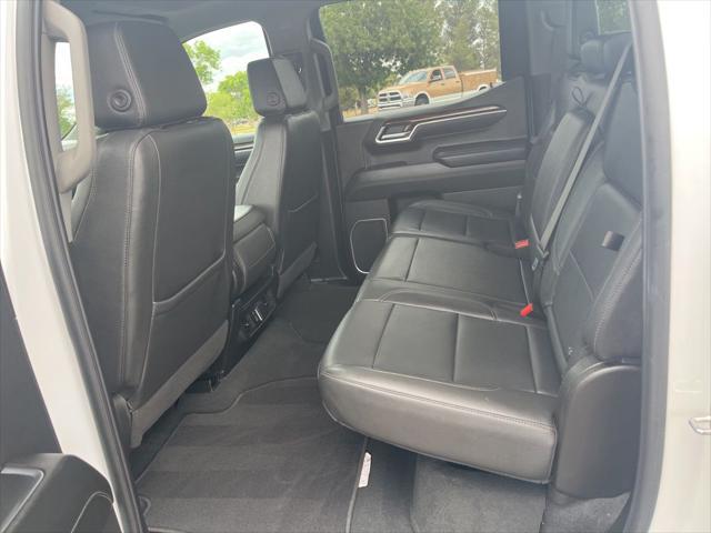 2025 GMC Sierra 1500 4WD Crew Cab Short Box SLT