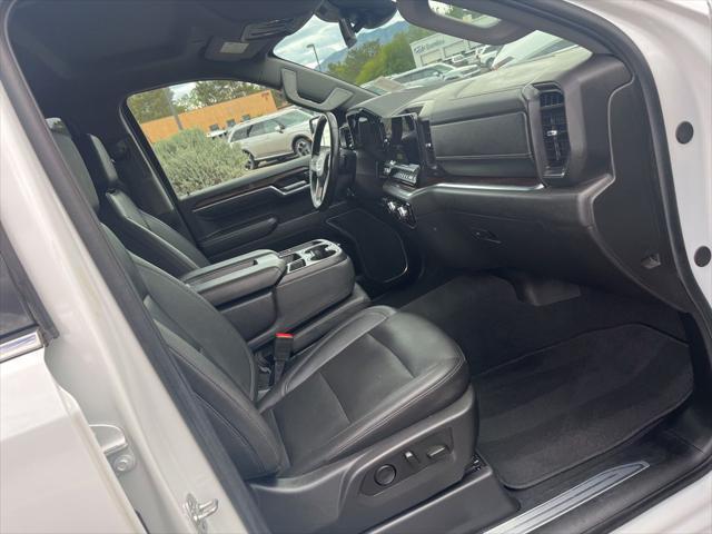 2025 GMC Sierra 1500 4WD Crew Cab Short Box SLT