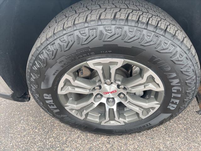 2025 GMC Sierra 1500 4WD Crew Cab Short Box SLT