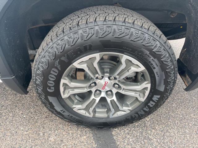 2025 GMC Sierra 1500 4WD Crew Cab Short Box SLT