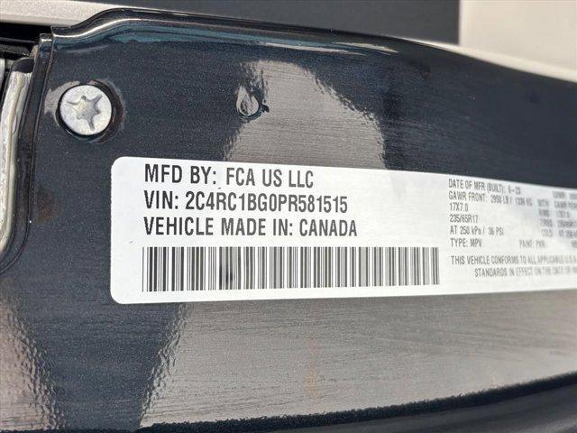 2023 Chrysler Pacifica Touring L