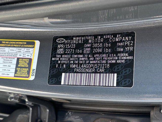 2023 Hyundai Elantra SE