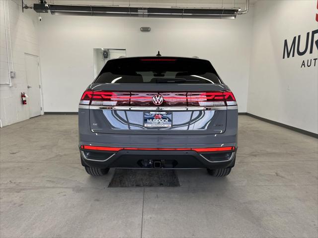 2026 Volkswagen Atlas Cross Sport SE with Technology