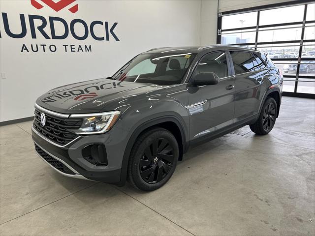 2026 Volkswagen Atlas Cross Sport SE with Technology