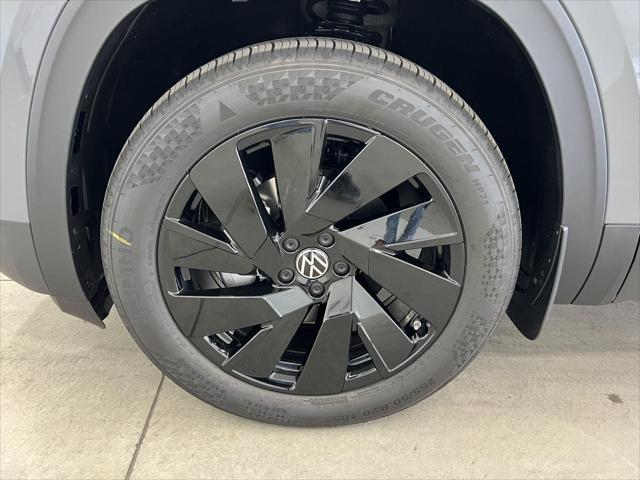 2026 Volkswagen Atlas Cross Sport SE with Technology