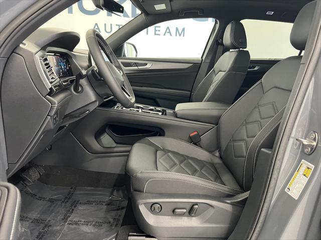 2026 Volkswagen Atlas Cross Sport SE with Technology