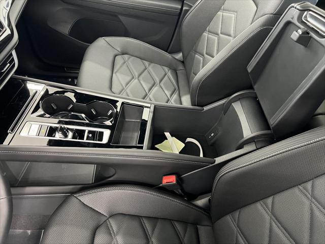 2026 Volkswagen Atlas Cross Sport SE with Technology