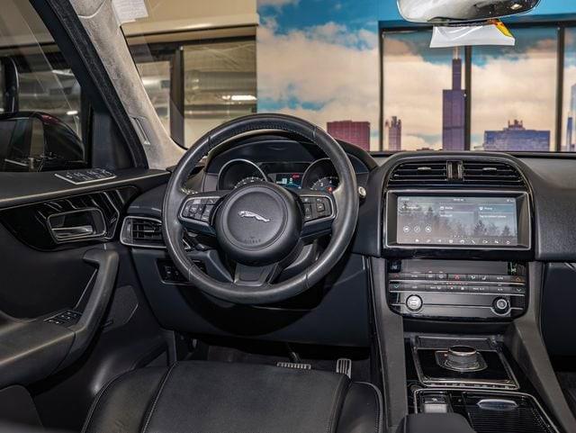 2019 Jaguar F-PACE 25t Premium