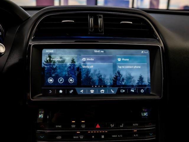 2019 Jaguar F-PACE 25t Premium