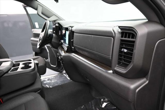2024 Chevrolet Silverado 1500 4WD Crew Cab Short Bed LT with 2FL