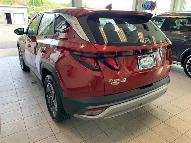 2026 Hyundai Tucson Hybrid Blue SE
